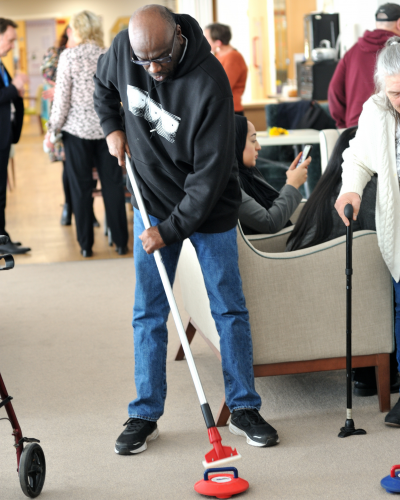 Activity Annette Gentle activity groups: it’s nice exercise and a bit of fun